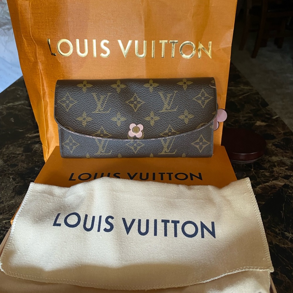Louis Vuitton Emilie Wallet Blooming Flowers Monogram Canvas.